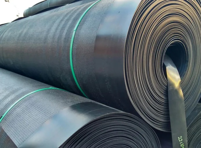 geomembrana-hdpe-eficiencia-energetica-gestion-de-aguas-pluviales-imcur-www.imcur.com